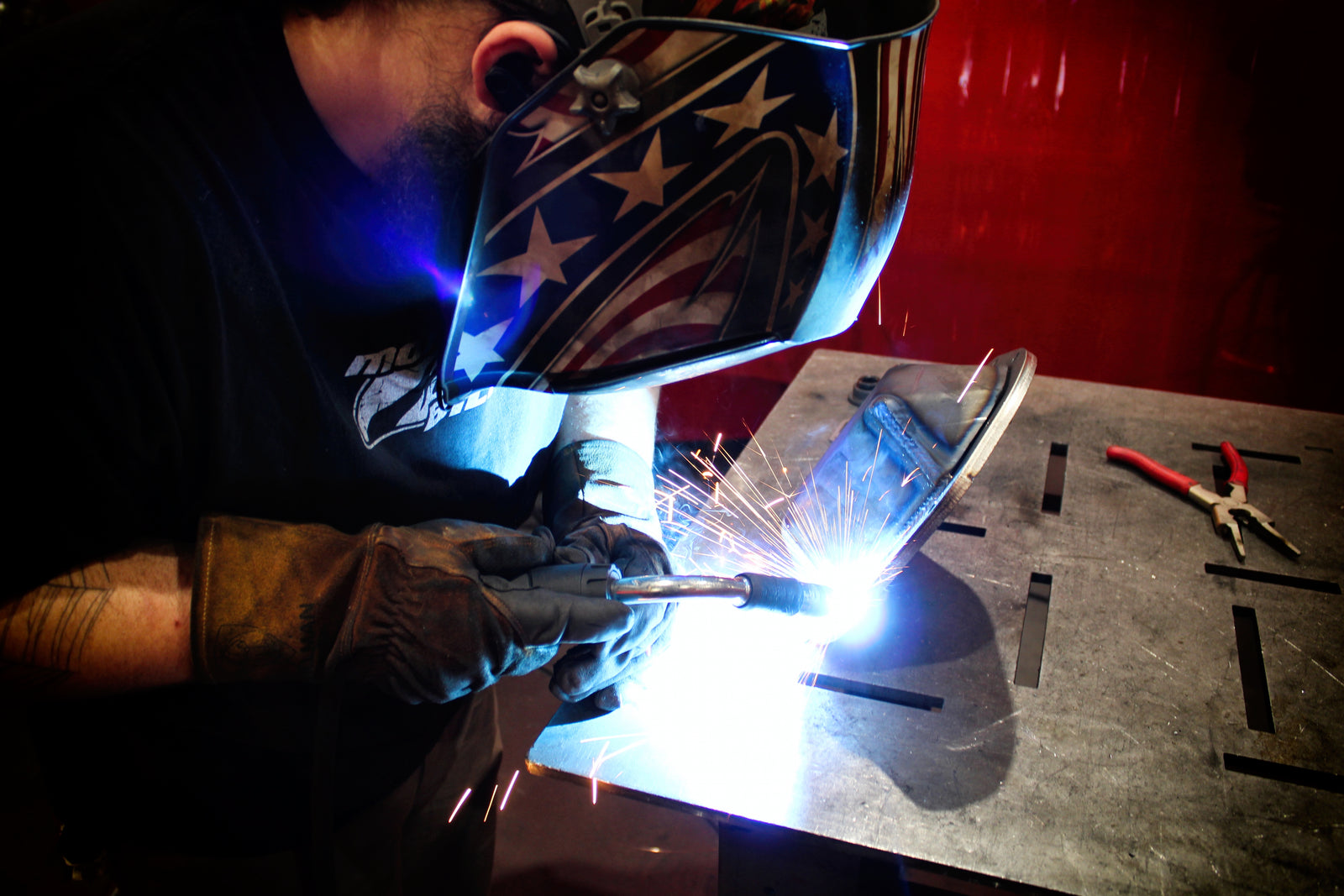 MOTOBILT IS HIRING!