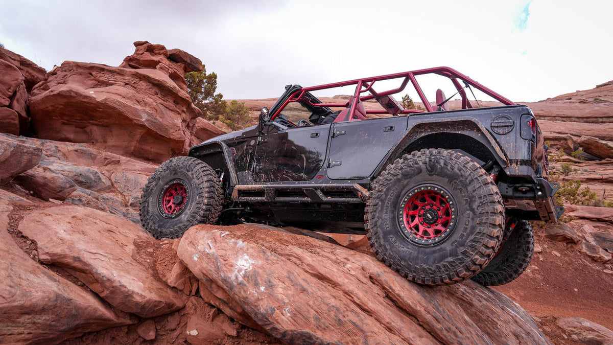Motobilt aluminum front half doors installed on a Jeep