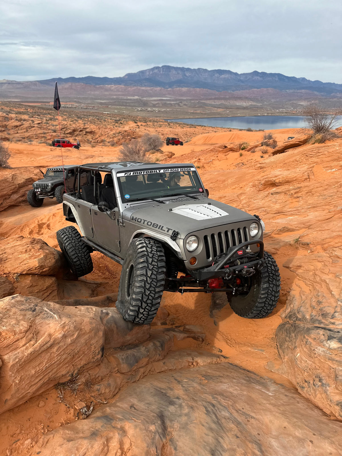 Motobilt Hatchet Highline Front Fenders MB1225-A for Jeep JK/JKU - Aluminum shown installed on Grey jeep jku with 42" tires in sand hollow rockcrawling