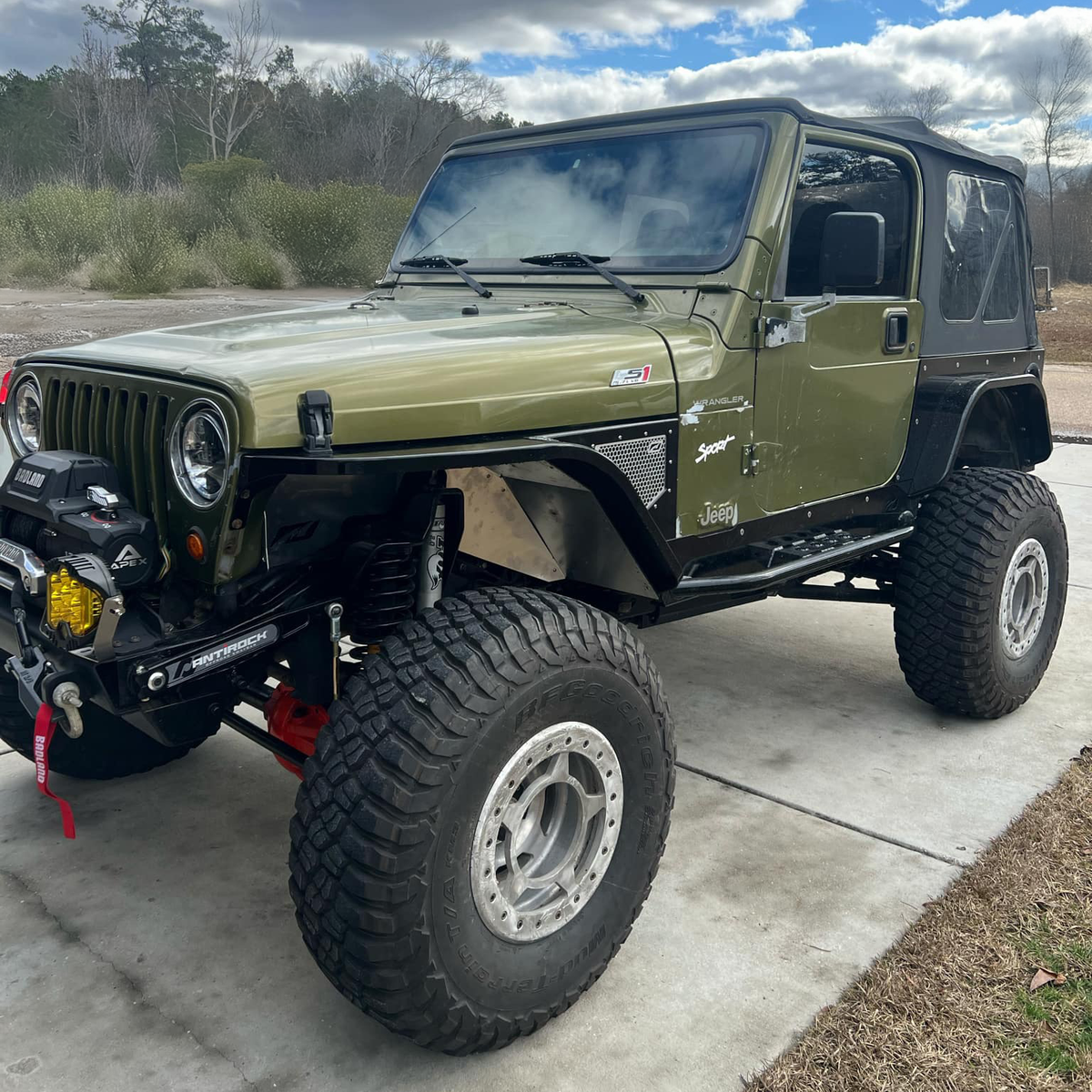 Aluminum Front Fenders 4" Flare for Jeep TJ / LJ Motobilt