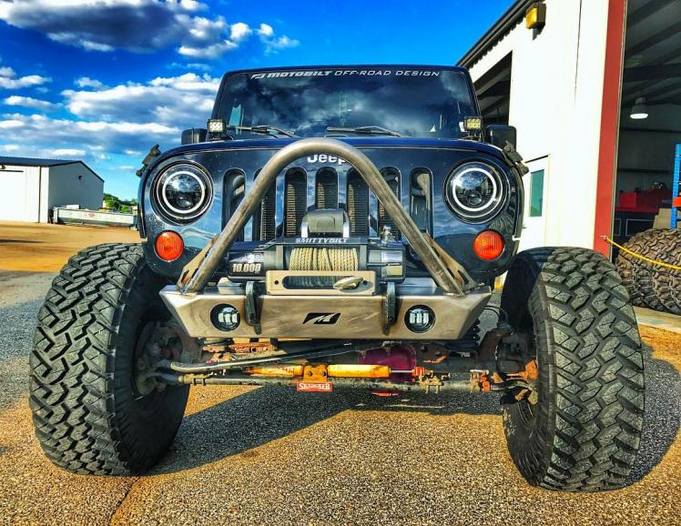 Breaking News! Motobilt JK Frame Chop Front Bumper debuts at Jeep Beac