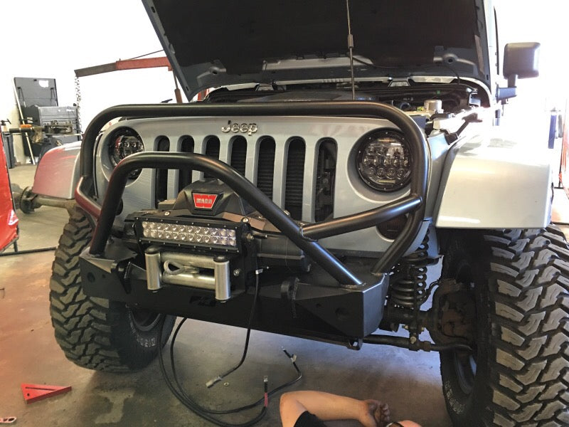 Jeep JK Front Stubby Bumper with Grill Hoop