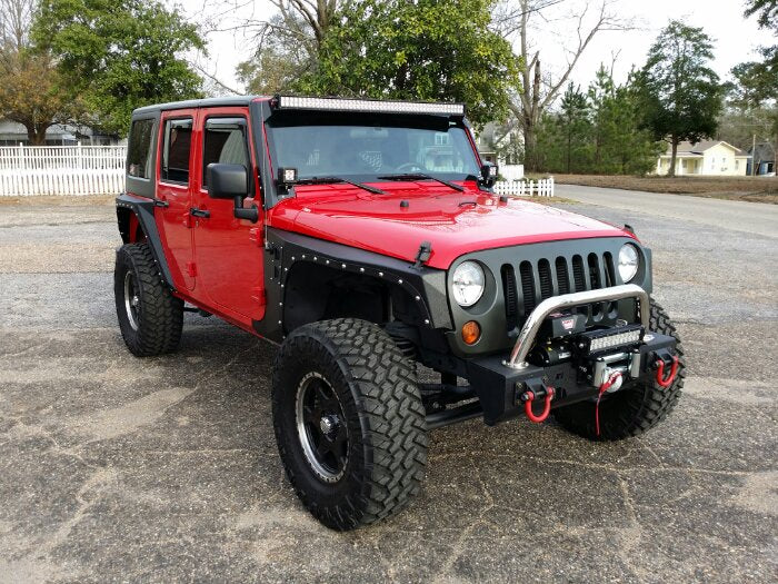 Smittybilt XRC Fenders installed on a Jeep JK