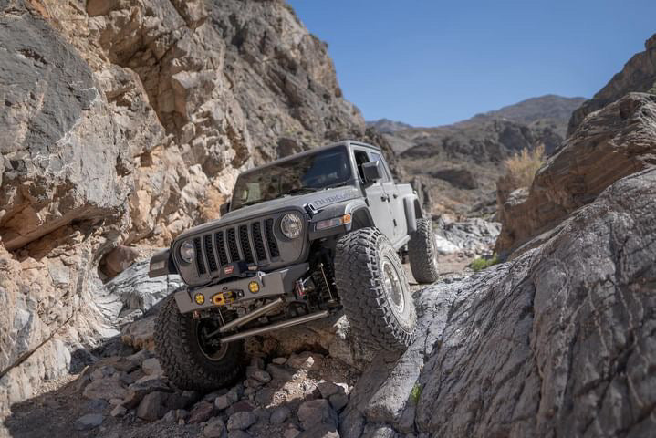 Crusher HD Front Bumper for Jeep JL/JT