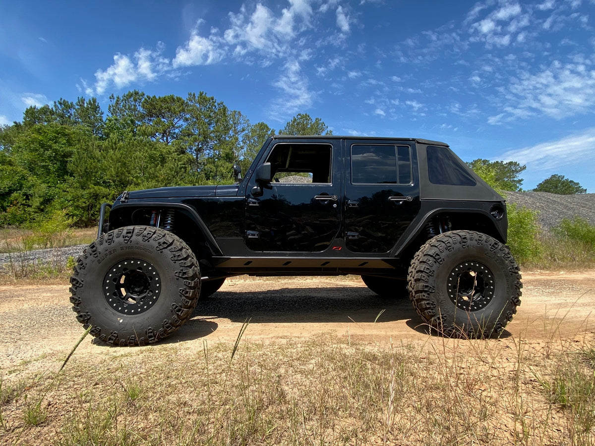 Crusher Rocker Guards w/ Step for Jeep JKU 4 Door Motobilt