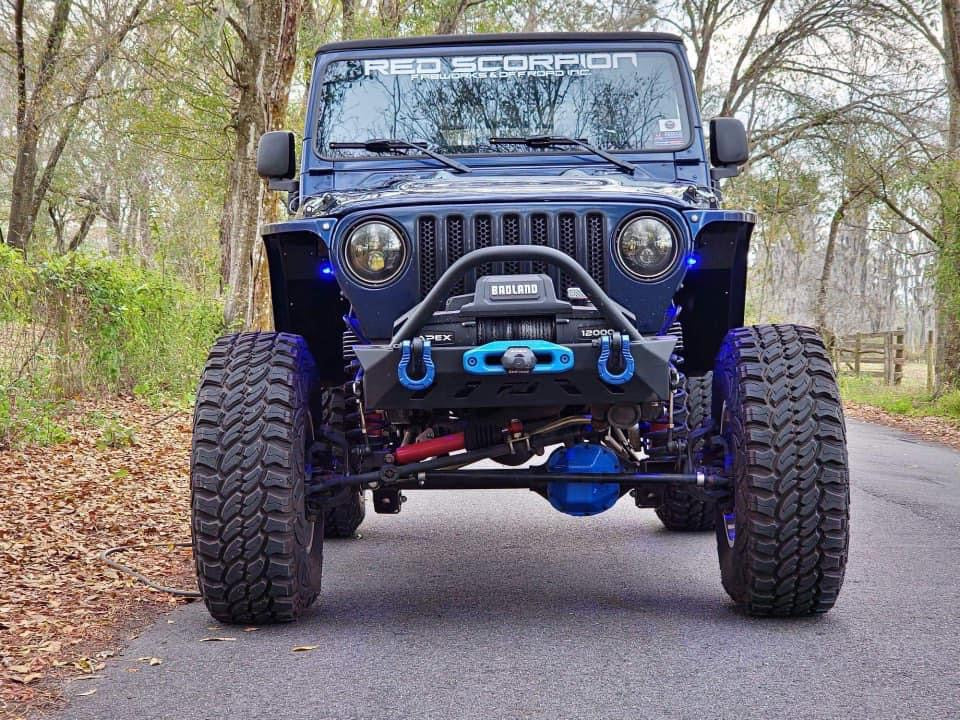 Crusher Front Bumper w/ Bull Bar for Jeep YJ / TJ /LJ Motobilt