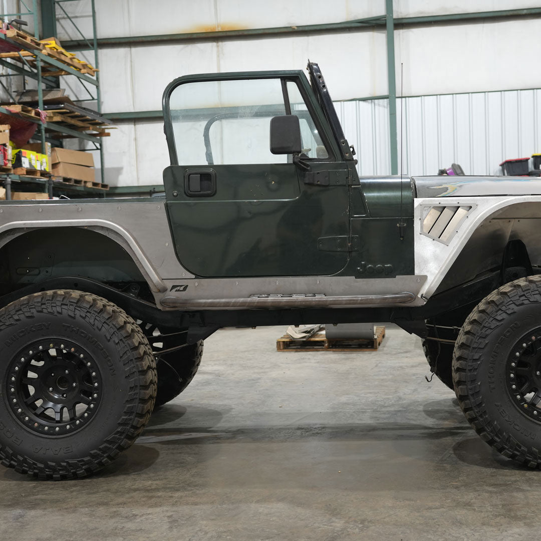 Hatchet Rocker Armor with Step for Jeep YJ Motobilt