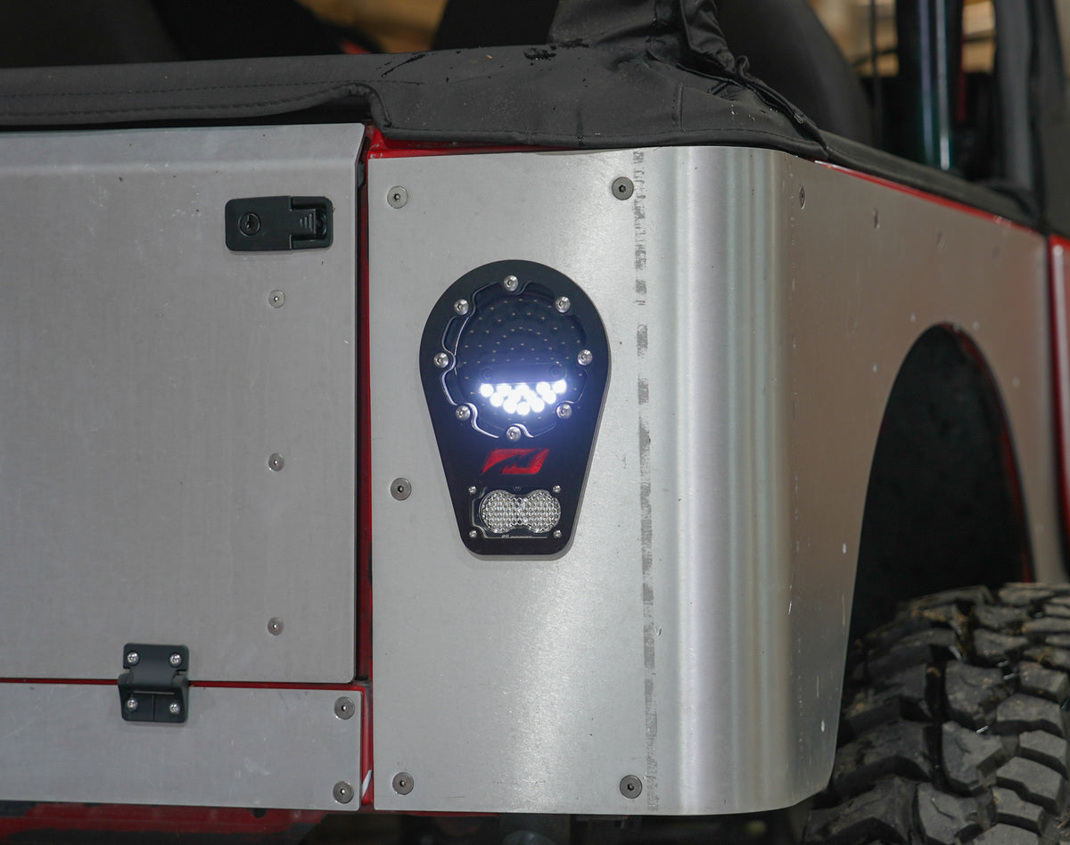 Corner Armor for Fold Down Tailgate - With Tail Light System - Jeep Wrangler TJ 96-06 - Aluminum