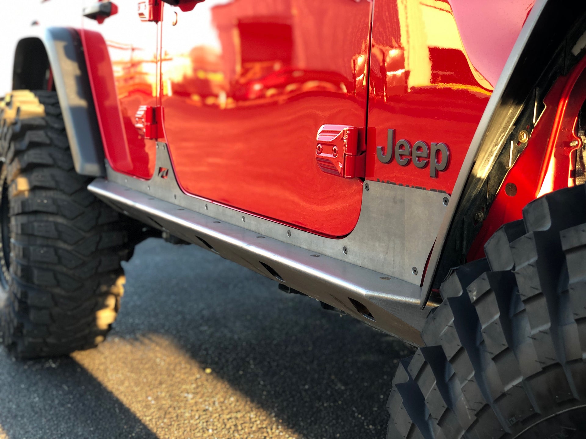 Heavy Duty Jeep Rocker Guards and Sliders |YJ TJ JK JKU JL JT – Motobilt