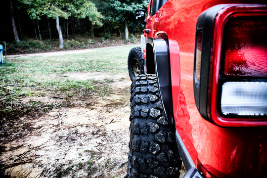 Bobbed Bed Package w/ Body Armor for Jeep JT Gladiator Gas - Motobilt