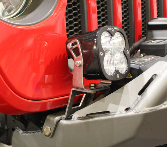 Light Bracket Mounts for Tomahawk Bumper - Motobilt