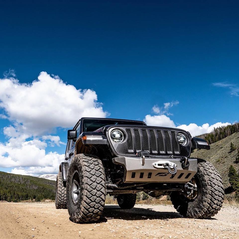 Crusher Front Bumper for Jeep JL and JT Gladiator