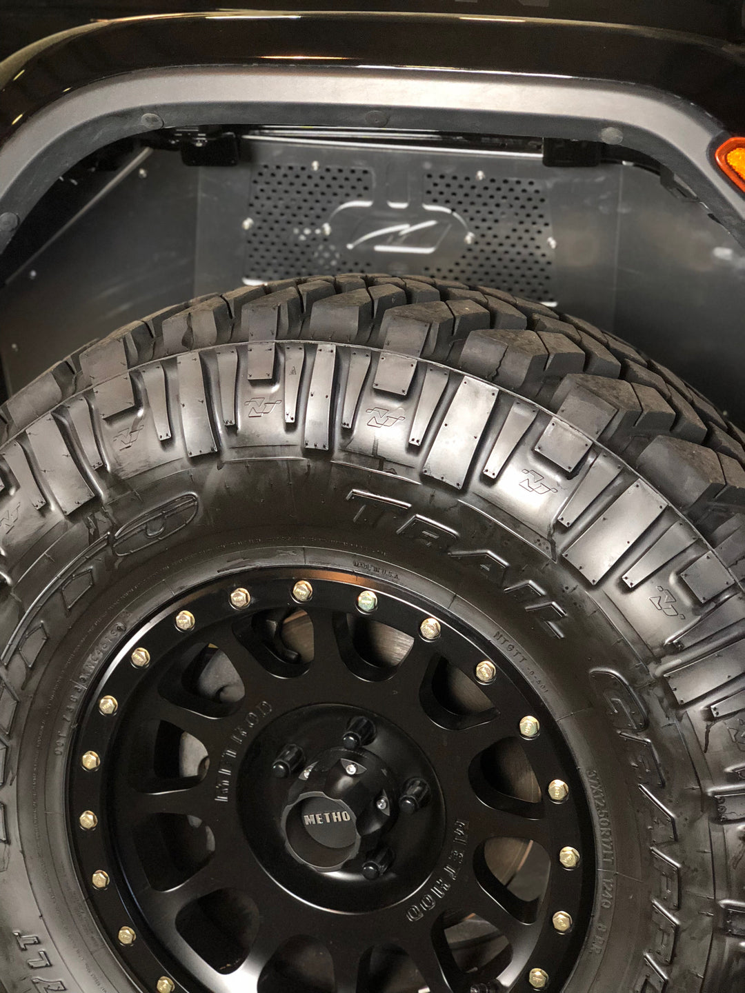 Front Inner Fenders Aluminum for Jeep JL / JLU / JT Gladiator - Motobilt