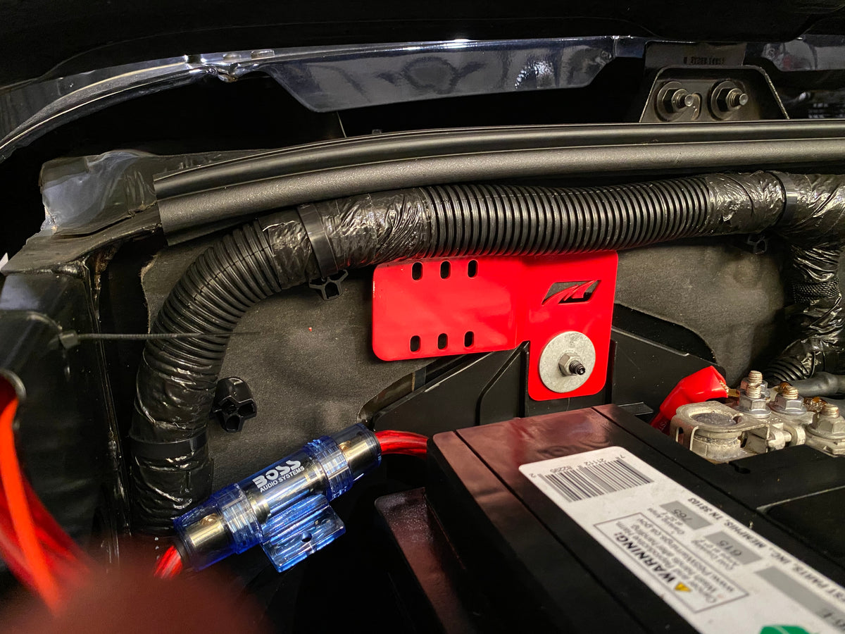 Amplifier Fuse Mount for Jeep JK / JKU Motobilt
