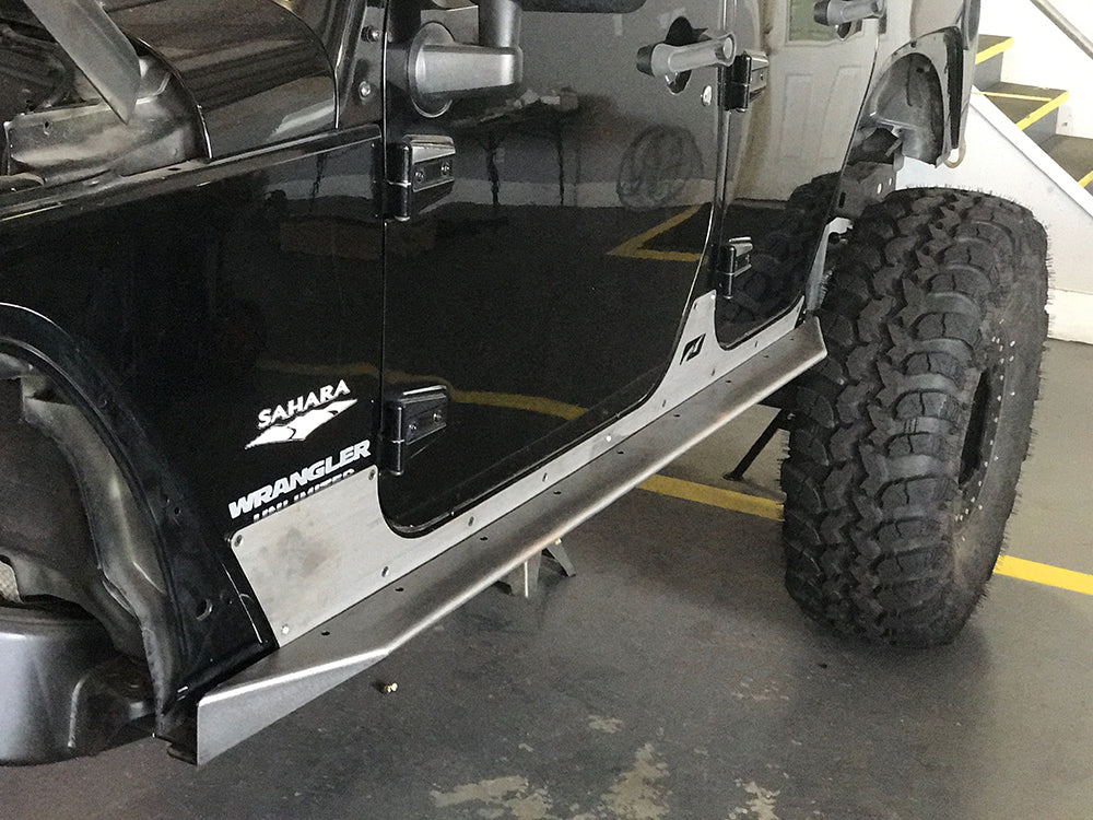Heavy Duty Jeep Rocker Guards and Sliders |YJ TJ JK JKU JL JT – Motobilt